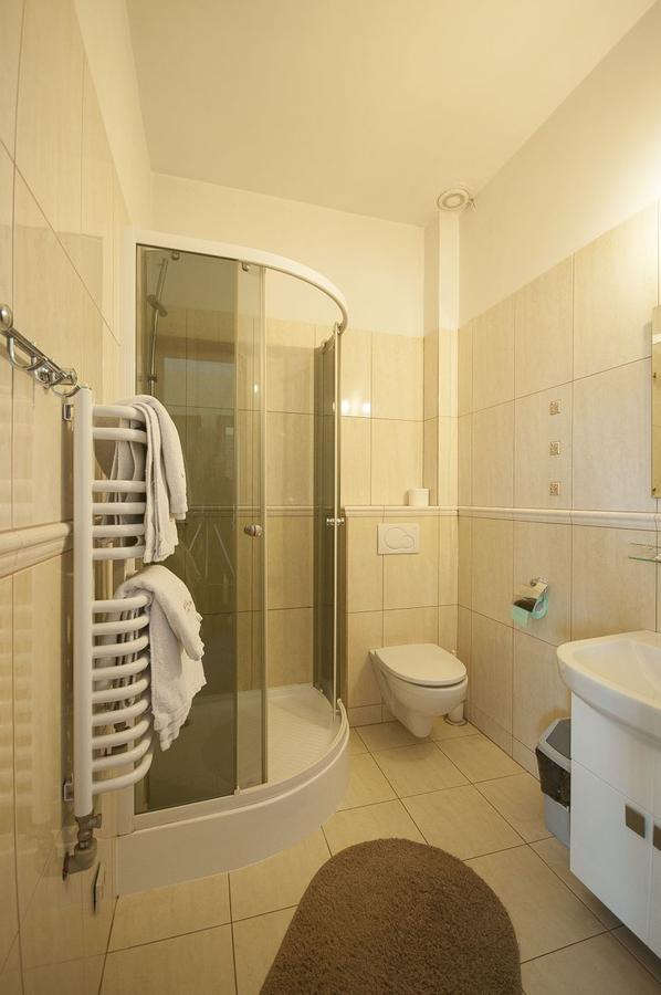 Hotel Restauracja Pod Parowozem Ostrowiec Świętokrzyski Exterior foto